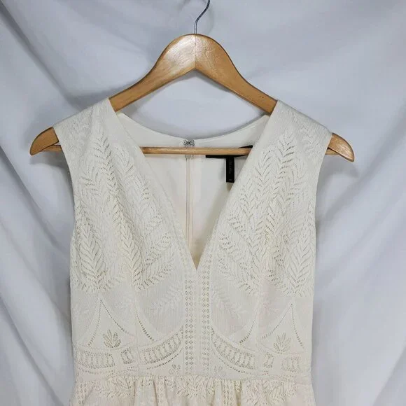 BCBGMAXAZRIA Women's Beige Mini Dress Scarlett Tiered Eyelet Size 06 (C-7) - Picture 5 of 15